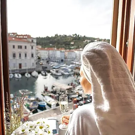 Piranesi Hotel 3*