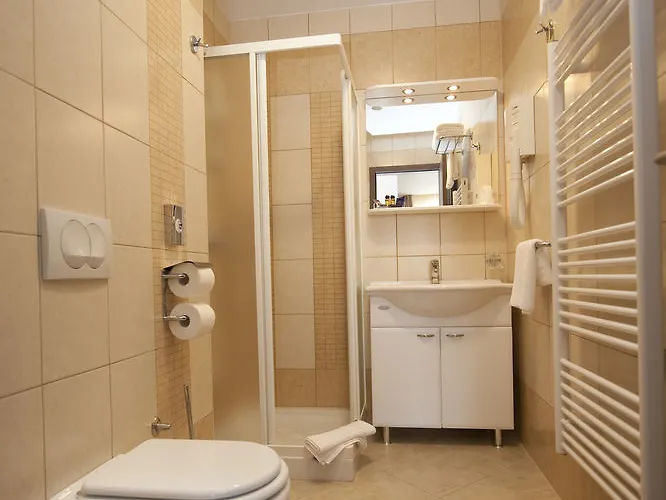 Piranesi מלון 3*