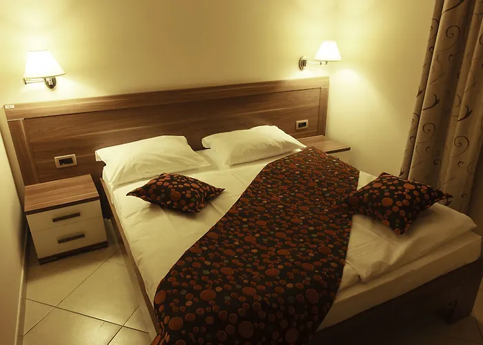 Piranesi מלון 3*